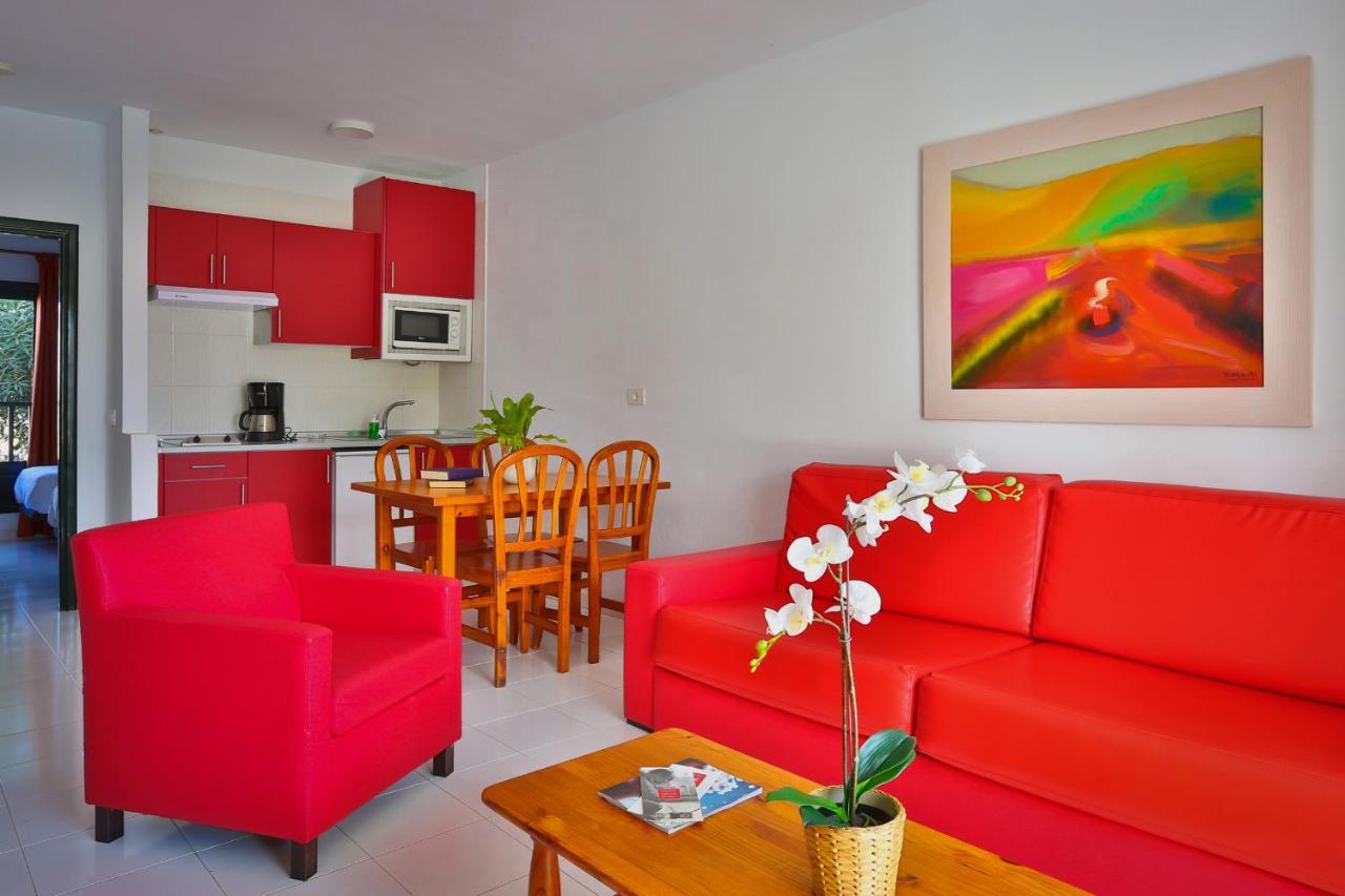 One-Bedroom Apartment Garden View