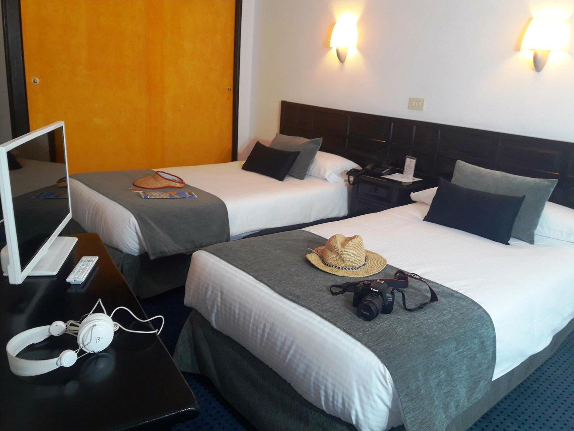 Budget Single Room,664873728:JPEG