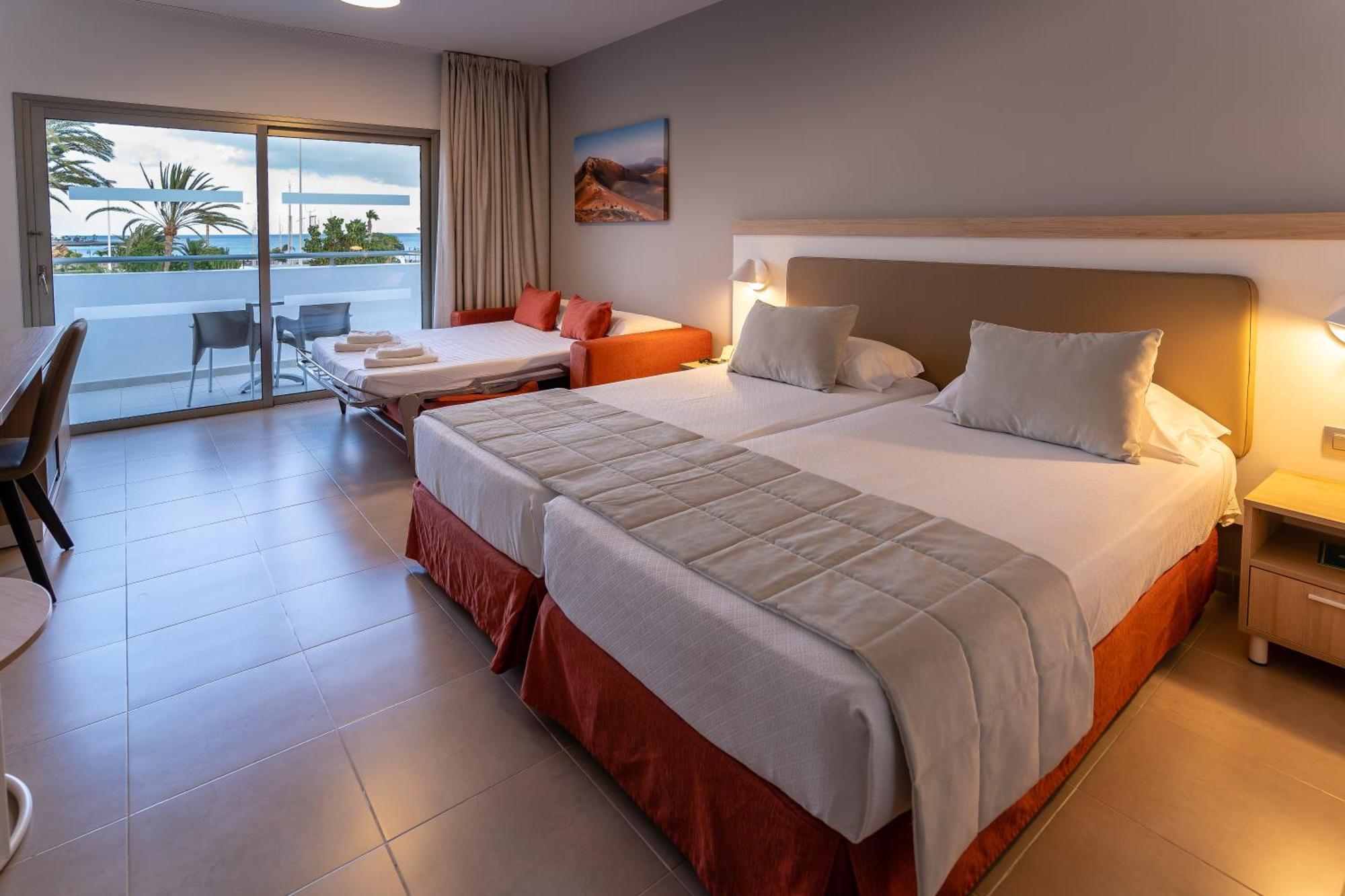 Twin Room Sea View