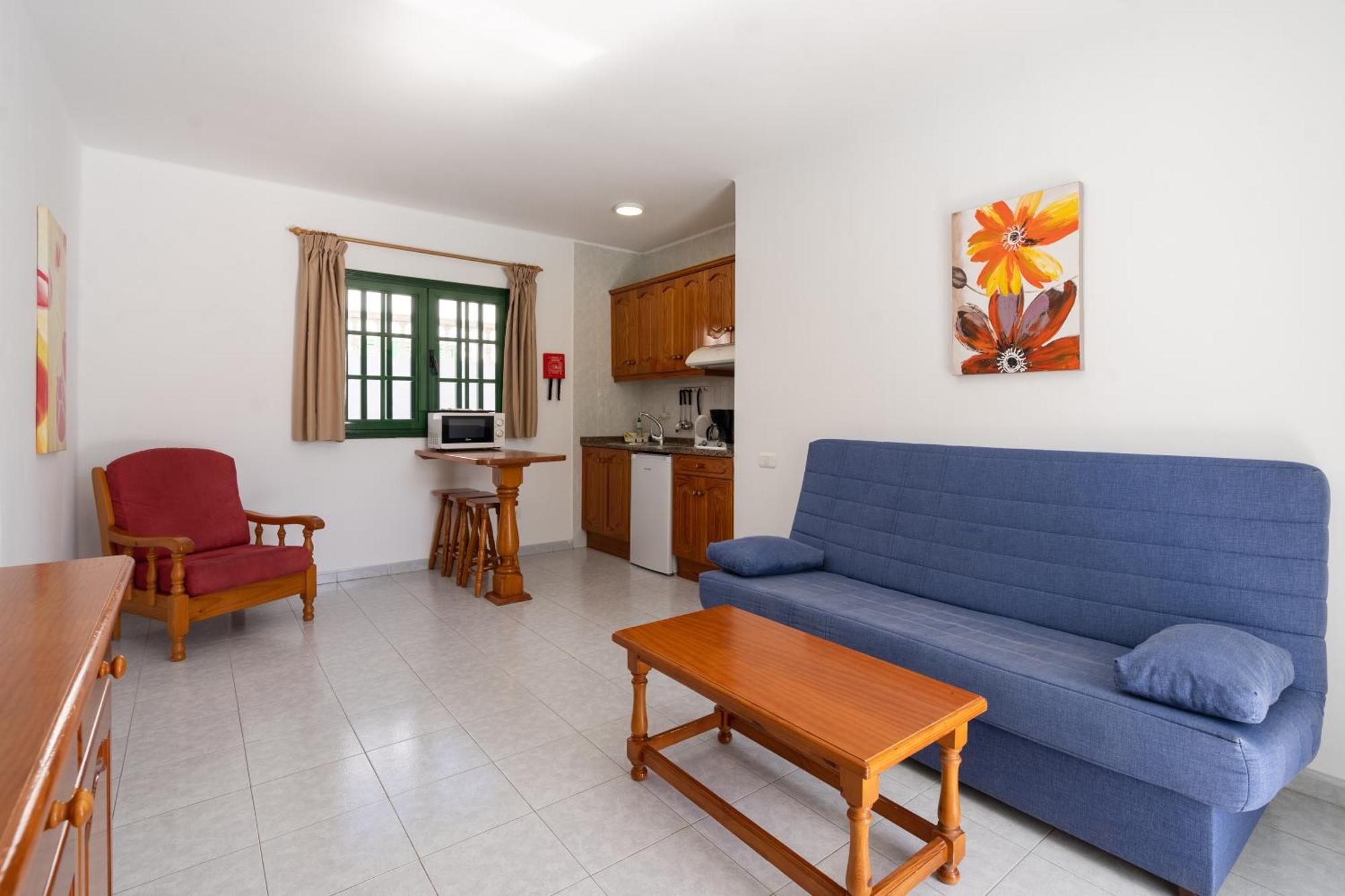 One-Bedroom Apartment
