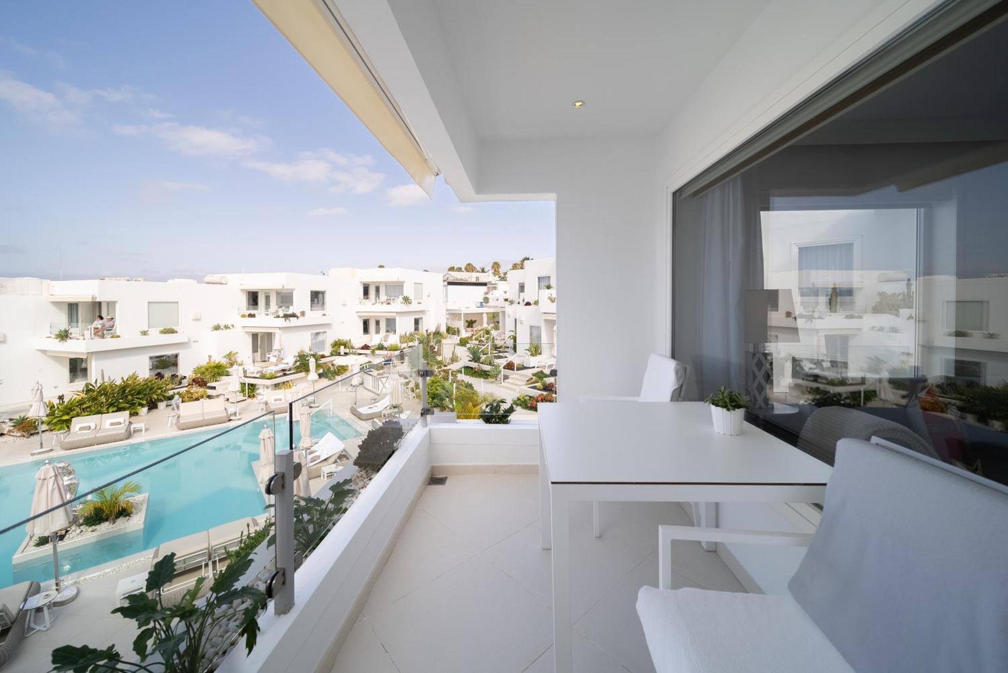 1 Bedroom Standard Suite Sea View