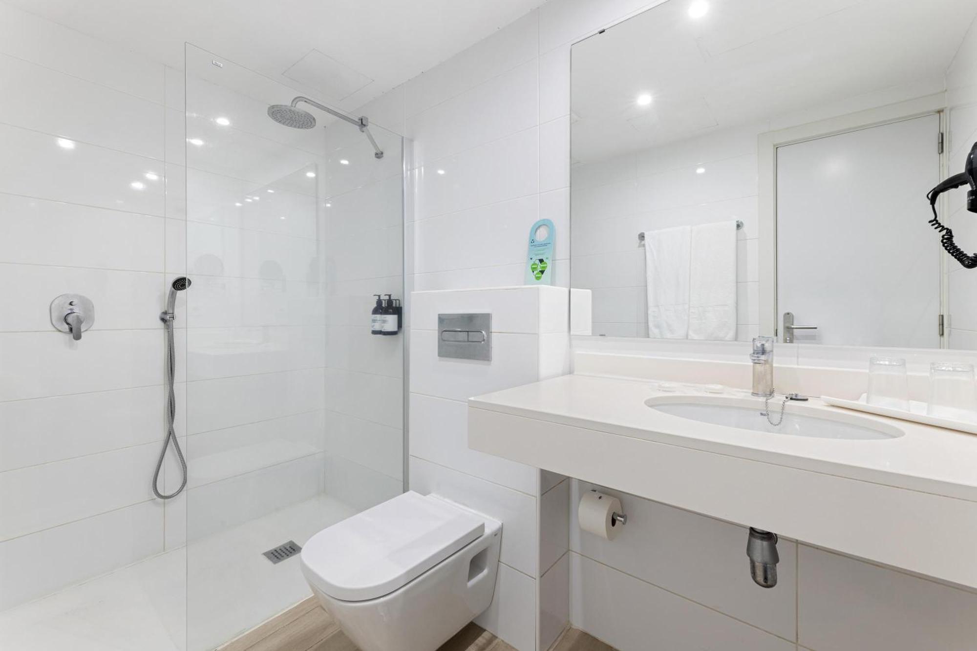 Two-Bedroom Apartment,1771712312:JPEG