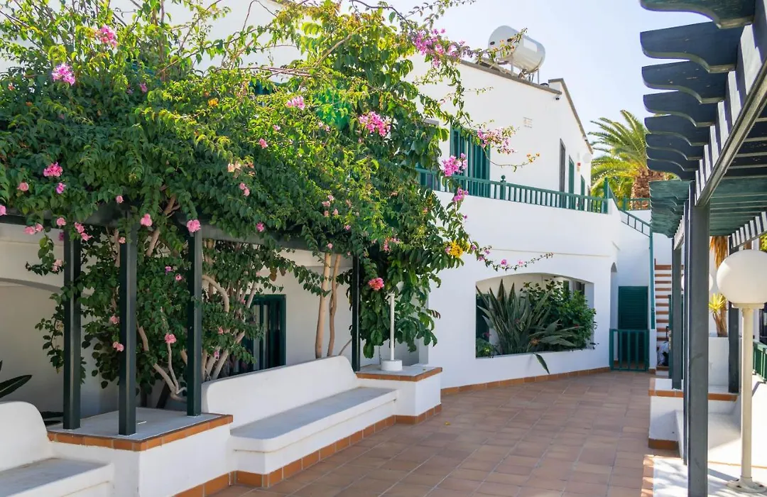 Apartamentos La Tegala-1