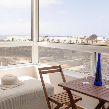 Villa Dompi con vistas al mar y a Fuerteventura-3