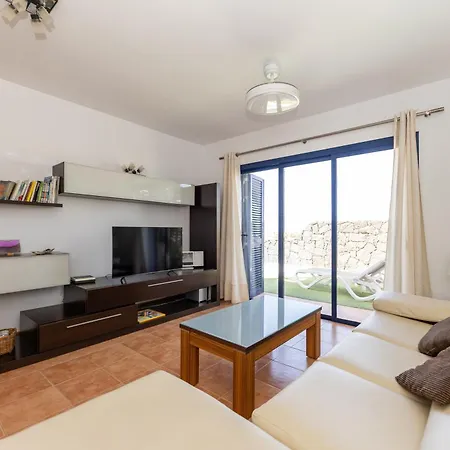 Villa Dompi con vistas al mar y a Fuerteventura-2