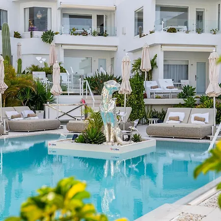 Lani'S Suites De Luxe - Adults Only-2
