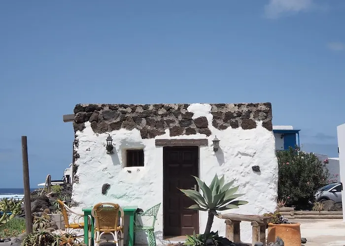 Casa Luz 143, Residencial El Pueblito