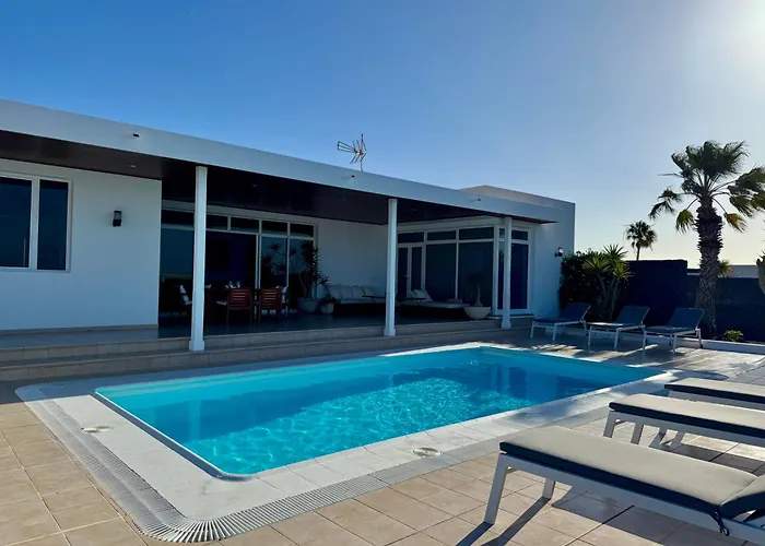 Villa Dois Mares Puerto Calero